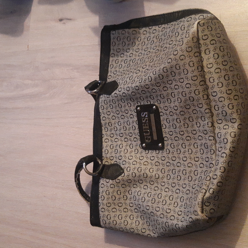 GUESS purse